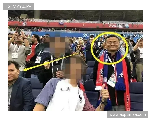 世界杯现场美国与澳大利亚球迷围巾的互动方式与助威氛围报道